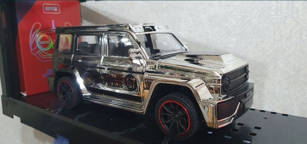 Машинка на пульте управления, радиоуправляемая машинка