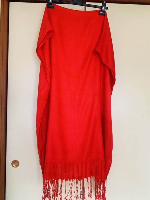 Красиви дамски шалове