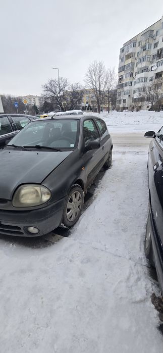 Clio 2 1.2 бензин с газов инжекцион
