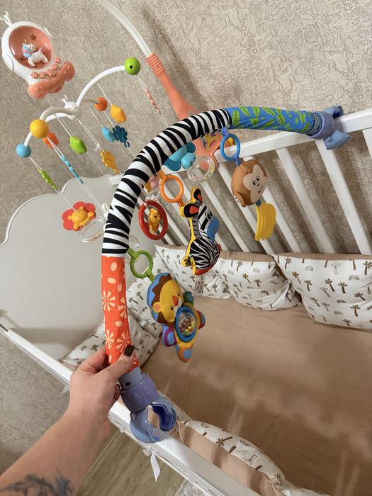 Детская кроватка