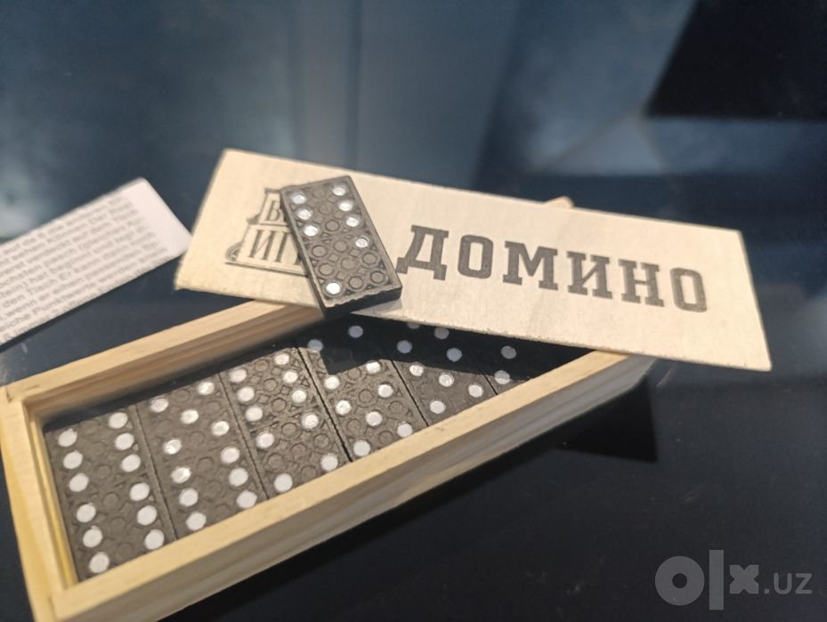 Классическая игра домино в деревянной коробке