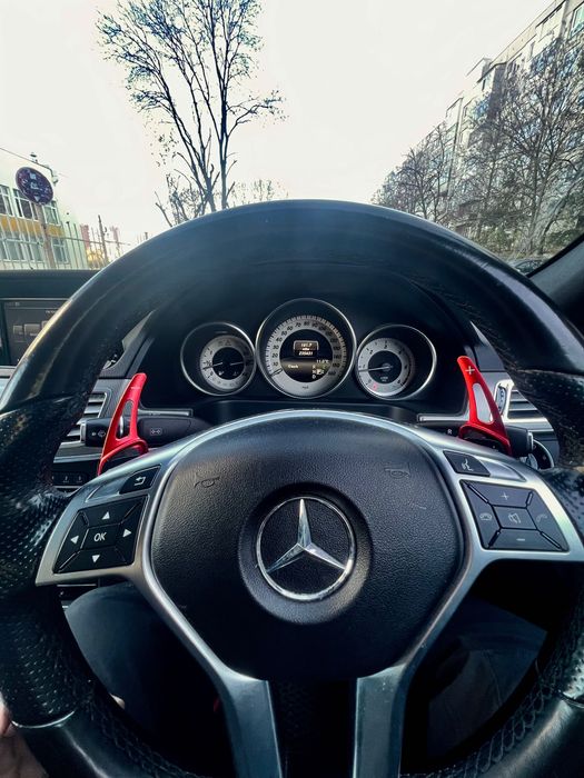 Mercedes E220 2016г