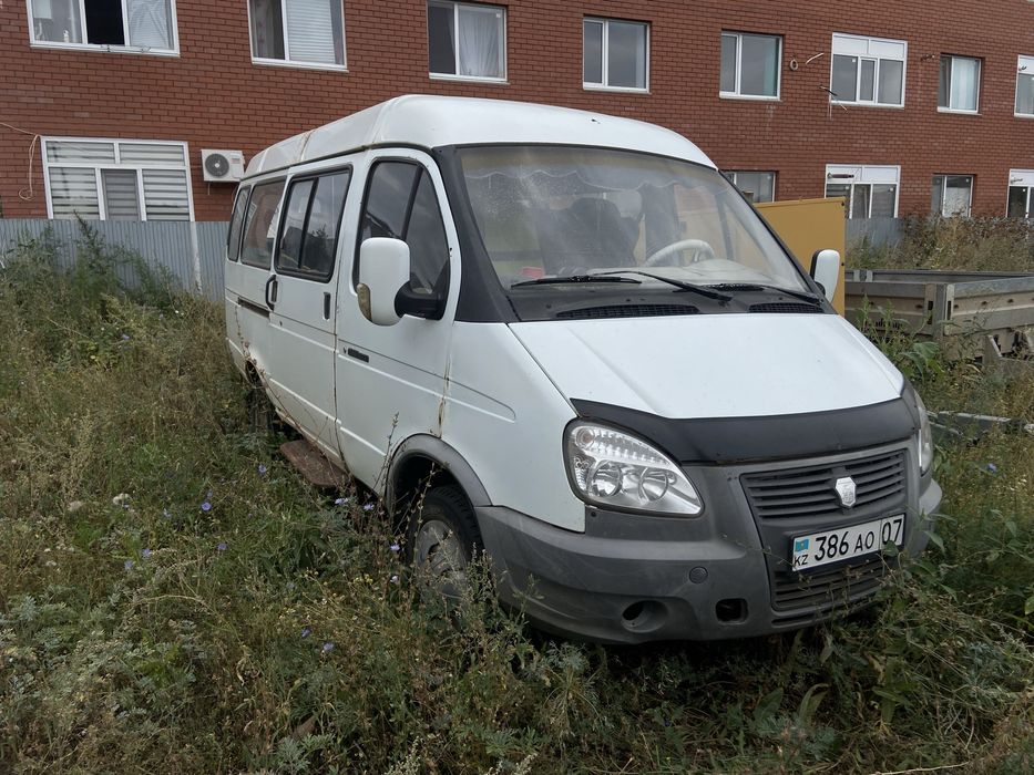Продам газель  пассажирскую