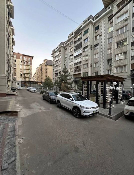 Продается 3 комн квартира в Мирзо-Улугбекском районе V632