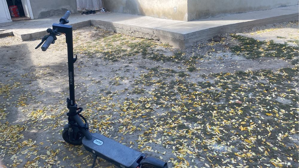 Vand trotineta electrica xiaomi M5 Max