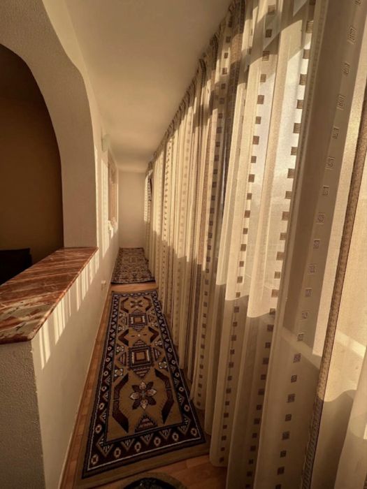 Închiriez apartament