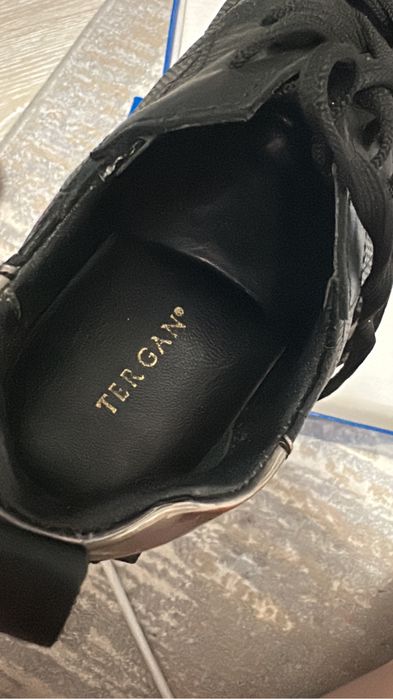 Кожаные кроссы, 37 размер