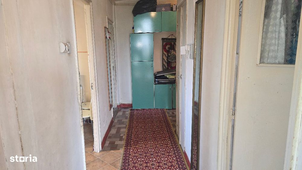 Vand apartament 3 camere decomandat Deva. Lido (Casa de Pensii) et. 2