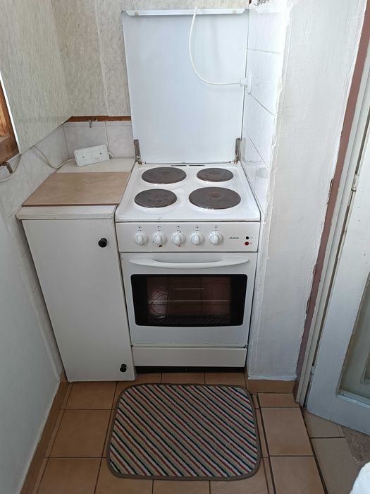 Дава се под наем Тристаен апартамент в Плевен, м-т Мъртва долина - 70 кв.м за 153 € - Снимка #10