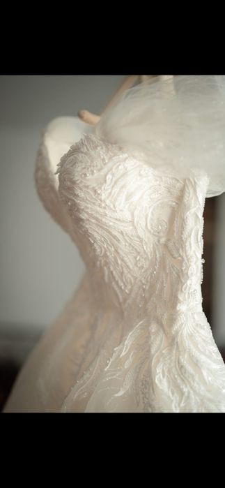 Rochie mireasa  stare excelenta.