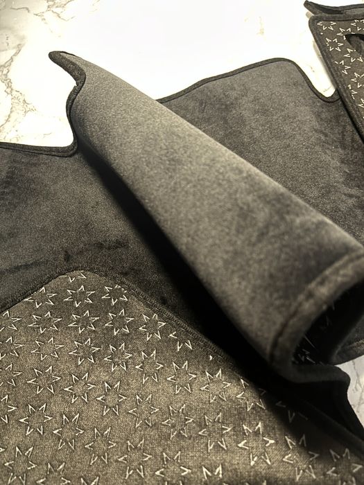 Коврик для панели Toyota Rav 4