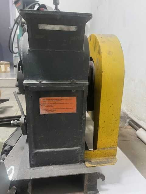 Дробилка щековая ДЛЩ-80Х150