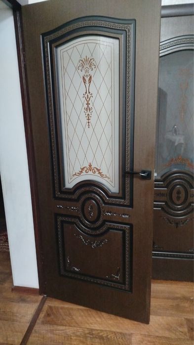 Продам межкомнатные двери