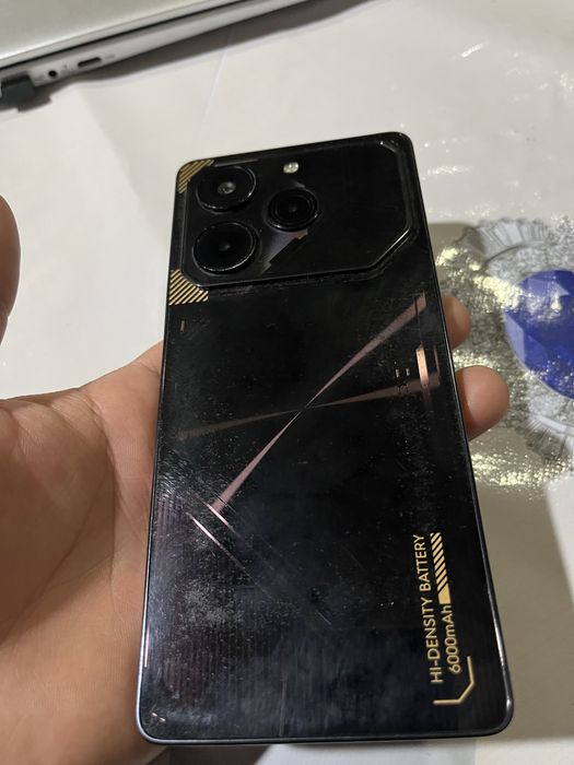 tehno   pova 6 pro 5g sotiladi   24/256gb