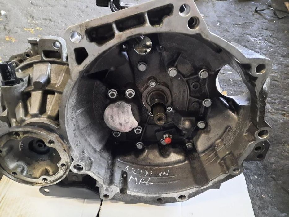 cutie viteze manuala 5 trepte vw polo 1.2tdi cfwa cod MAL