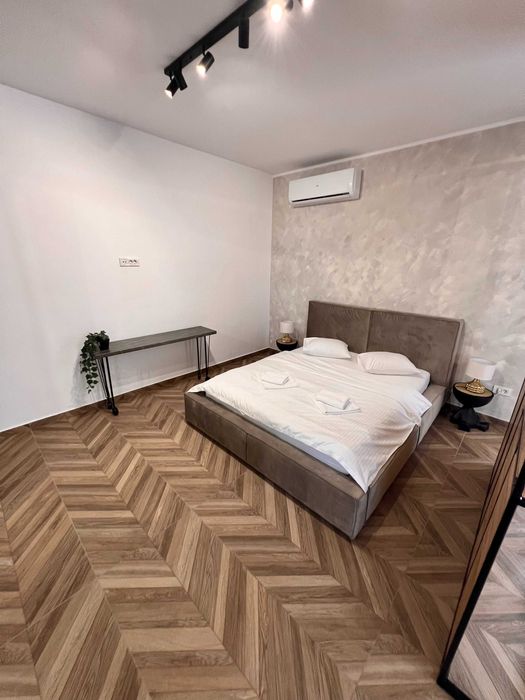 Regim hotelier apartament cu 2 camere 60mp cu curte privata in Pipera!