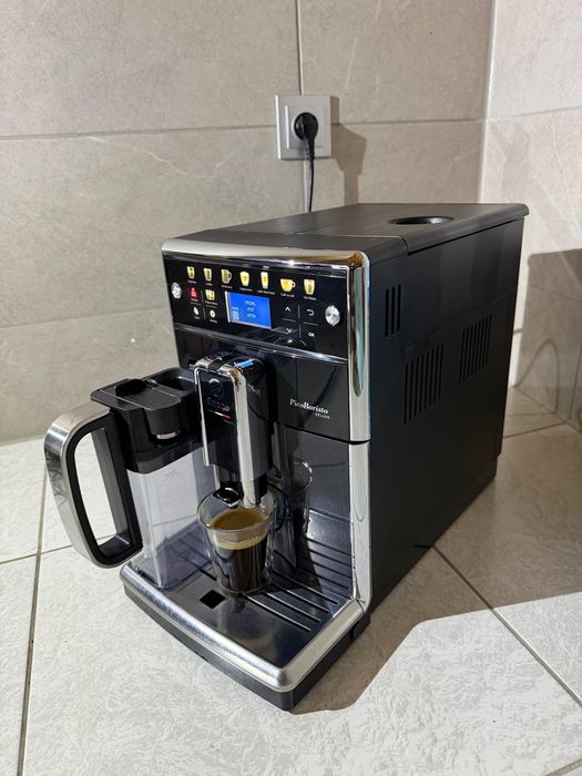 кафемашина Saeco SM5570