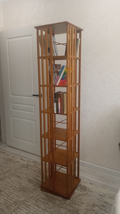 Продам книжную полку