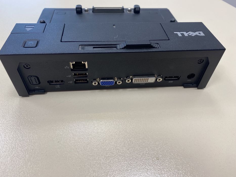 2бр. доккнг станцияи DELL PR03X с две зарядни 90W