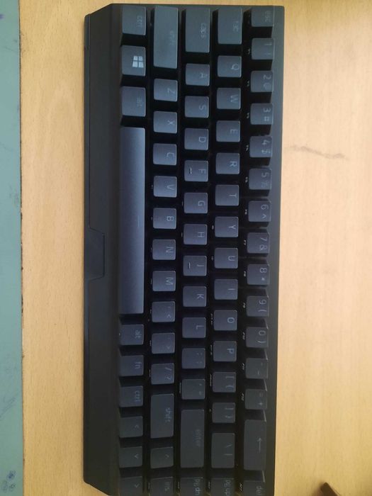 Vând tastatură Razer Blackwidow V3 mini Hyperspeed