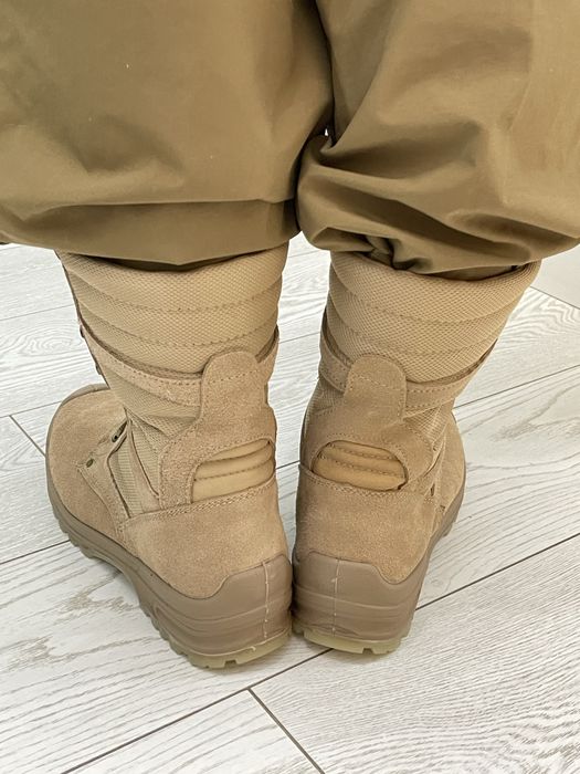 Абсолютно новые берцы