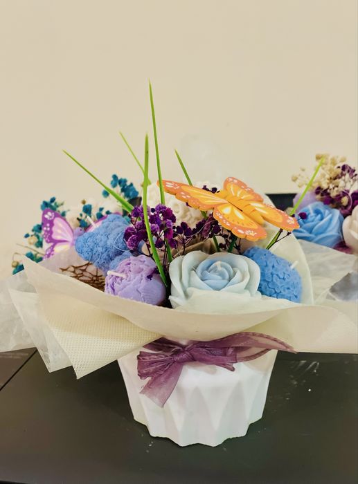 Букети от соеви свещи