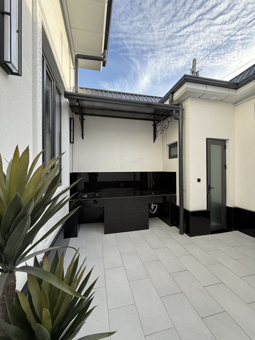 1,7 соток 4 хона +холл ПОД КЛЮЧ коттедж сотилади! Сергили т. Хонобод