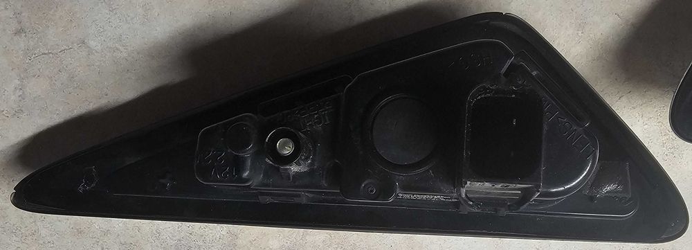 Tesla 3 Y камера Мигач