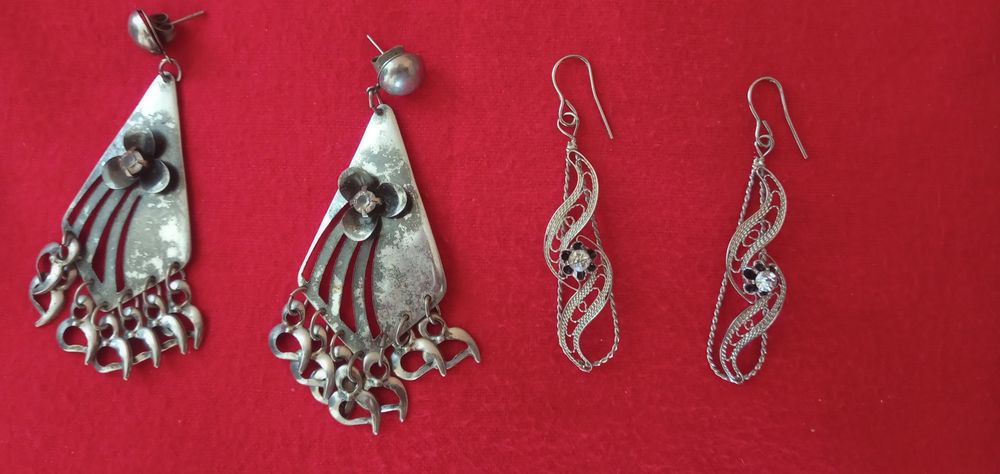 Комплект от естествени камъни,гривна, обици,сребро