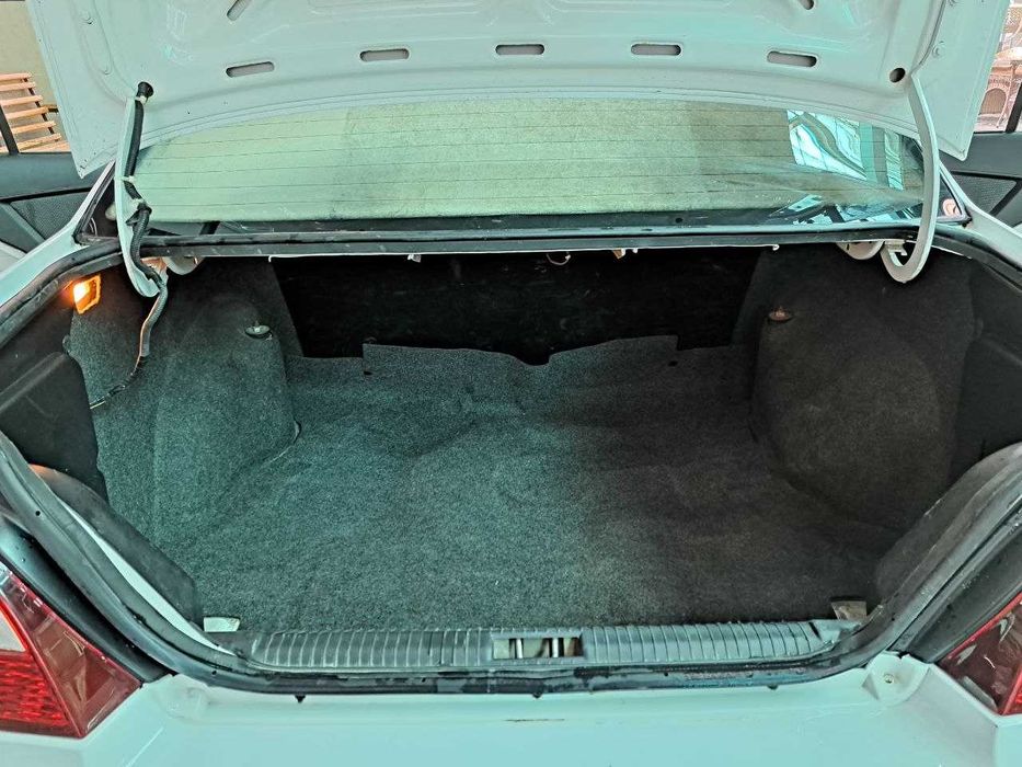 Nexia 2, 2009 йил 109500 юрган. Ок рангли. 1- кул.