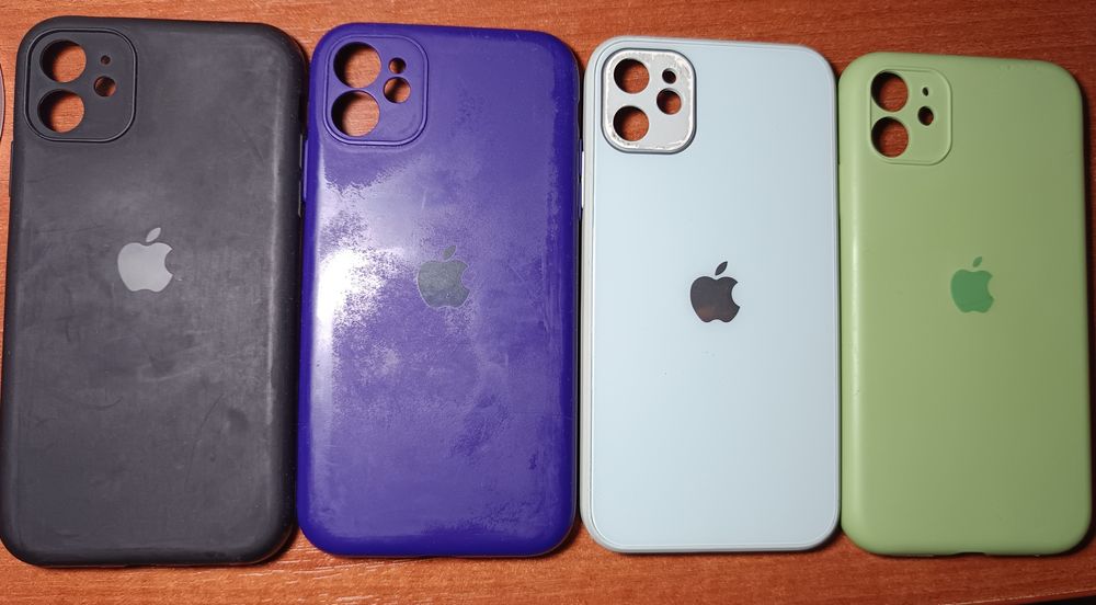 Продам Iphone 11 black