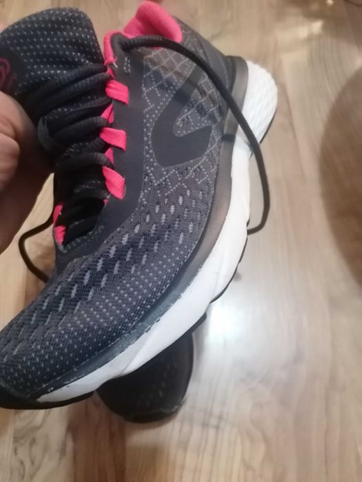 Маратонки за момиче