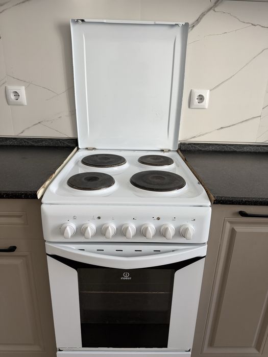 СРОЧНО Электро плитa INDESIT