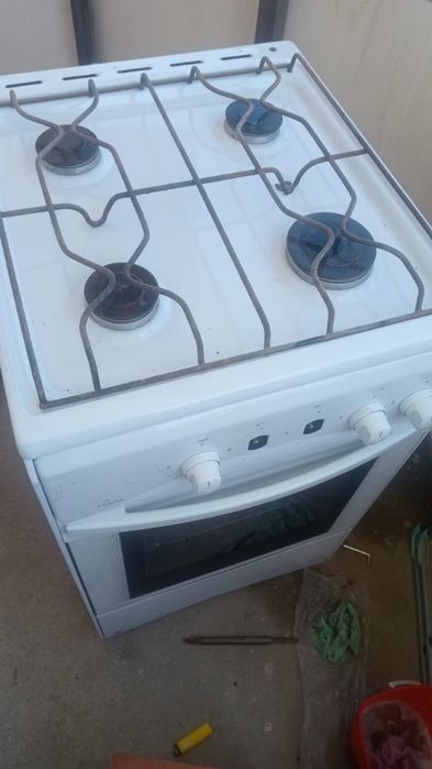 Продается газ плита Flama