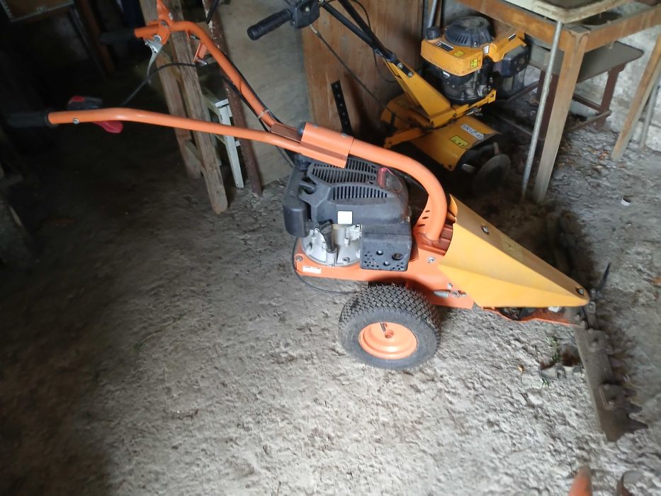 Motocositoare Dac 777