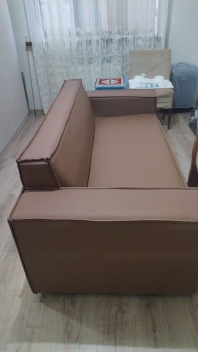 Кожаный диван новый