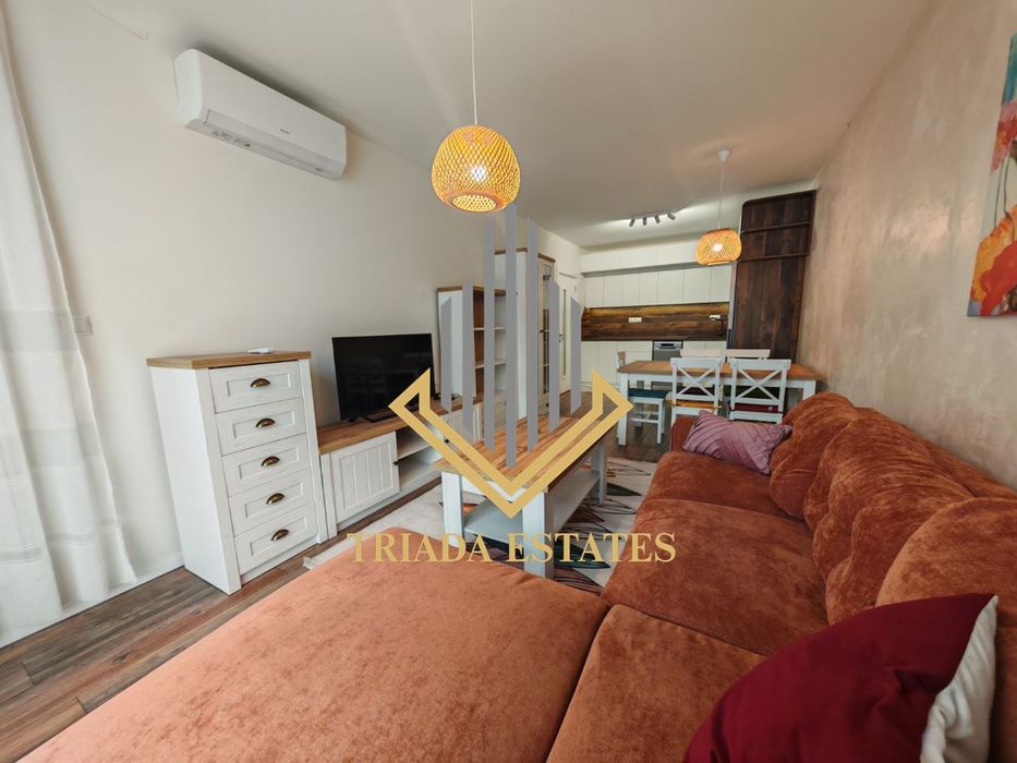 Модерен двустаен апартамент под наем в центъра на Бургас. Сграда Инфи