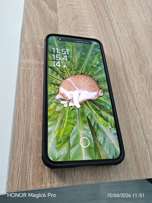 Xiaomi [13], 5G, 256GB памет + 67W бързо зарядно и кейс Nillkin