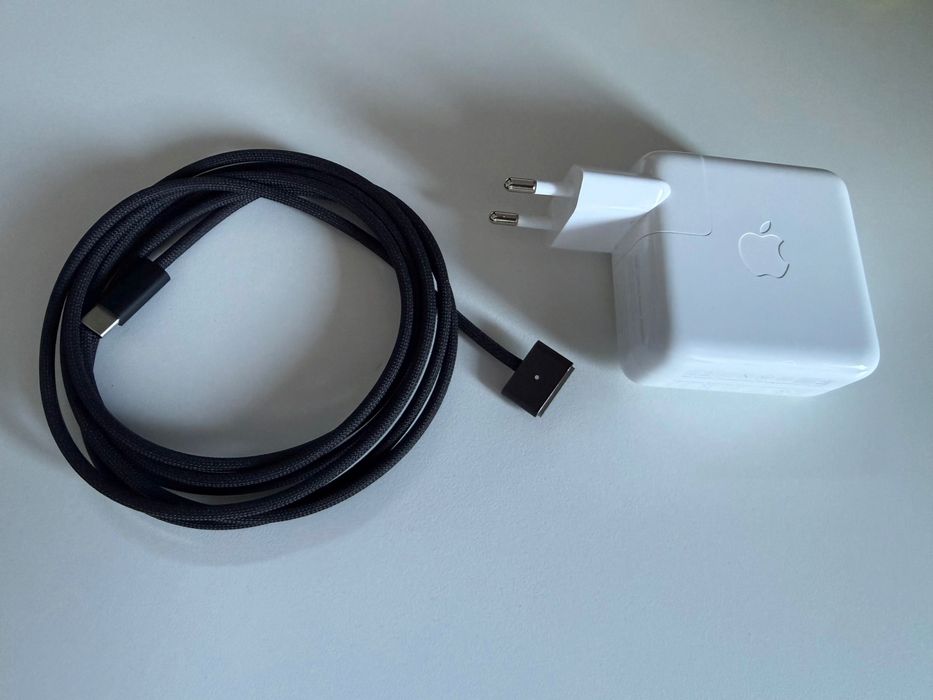 MacBook Pro 14" M4 / 32GB RAM / 2TB SSD