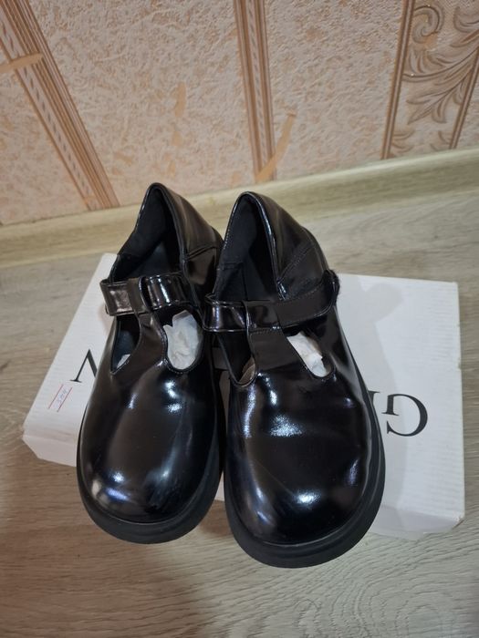 Туфли 37 размер ч