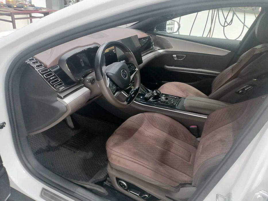 Byd Han БЙД Хан 2022