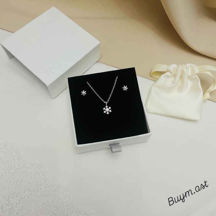 Модные украшения / Подарки для женщин