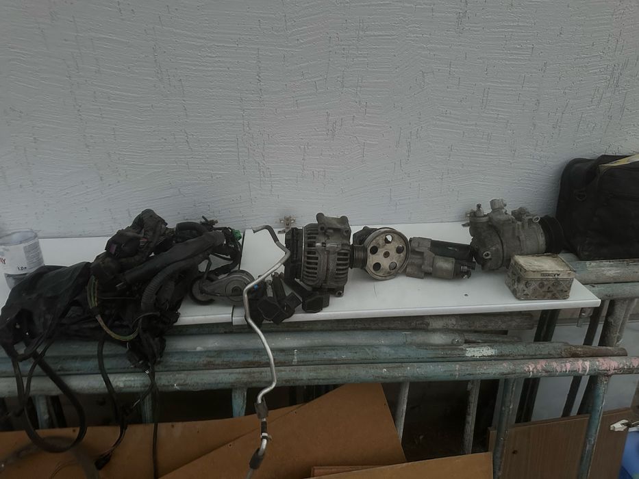 Продам запчасти на ауди а4 в8