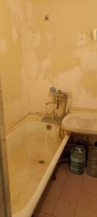 Sattepo bozorcha yonida 2 xonali kvartera ijaraga beriladi