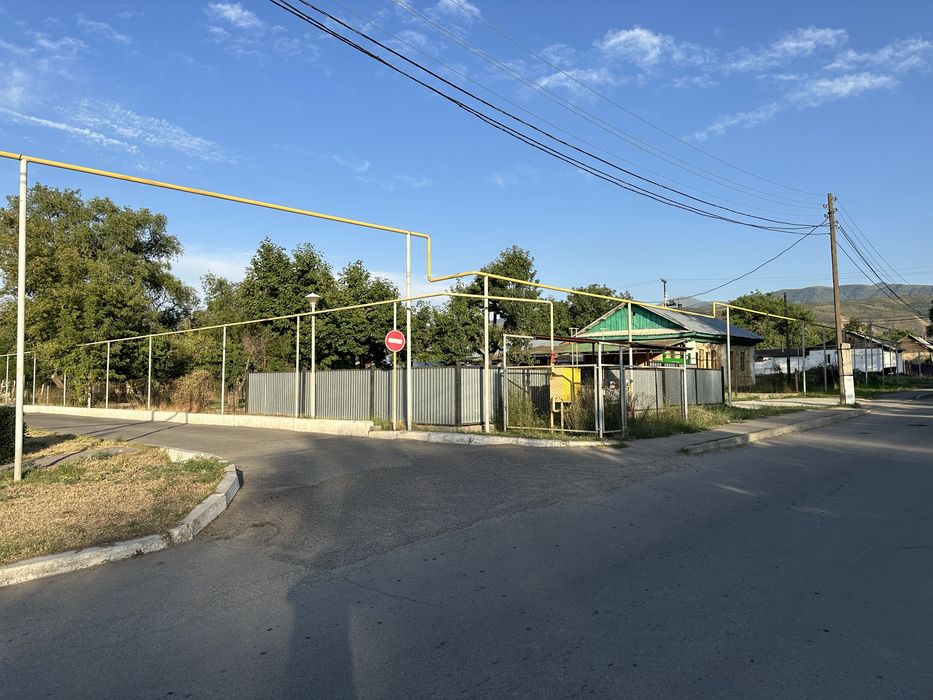 Продам дом в самом центре, участок 10.5 соток