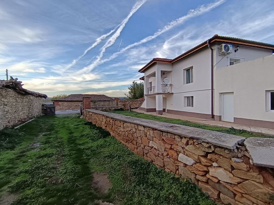 Дава се под наем Къща в Свиленград - 60 кв.м за 500 € - Снимка #2