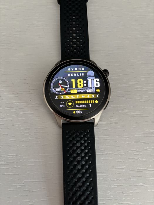 Смарт часовник Xiaomi Amazfit GTR 4