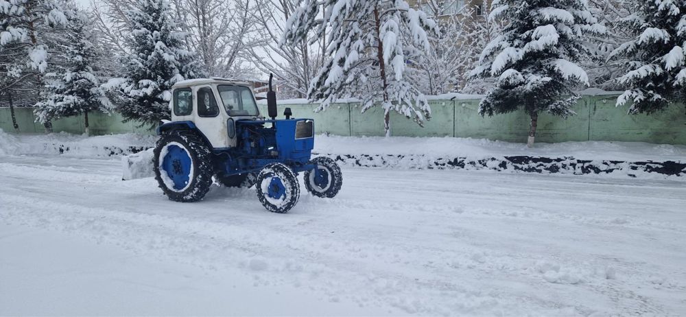 Продам трактор Юмз