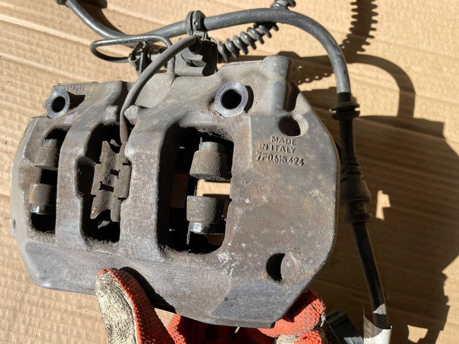 Спирачен Апарат Заден Десен 7P0615424 Porsche Cayenne 3.0D 92A/2012г