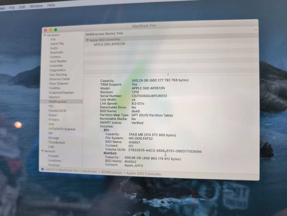 MacBook Pro 13-инча (модел 2020 г.)  Intel Core i7, 16 GB RAM, 512 GB SSD